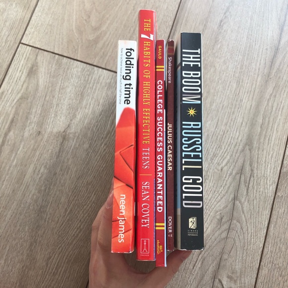 Book Bundle - Picture 2 of 3